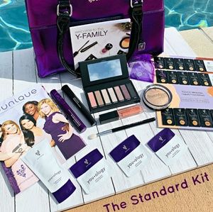 Standard make-up kit